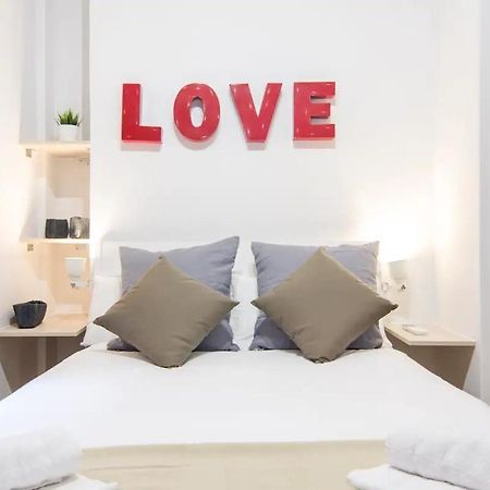 Bright & Spacious- City Center- 2Rooms-2Bathrooms Мадрид Екстериор снимка