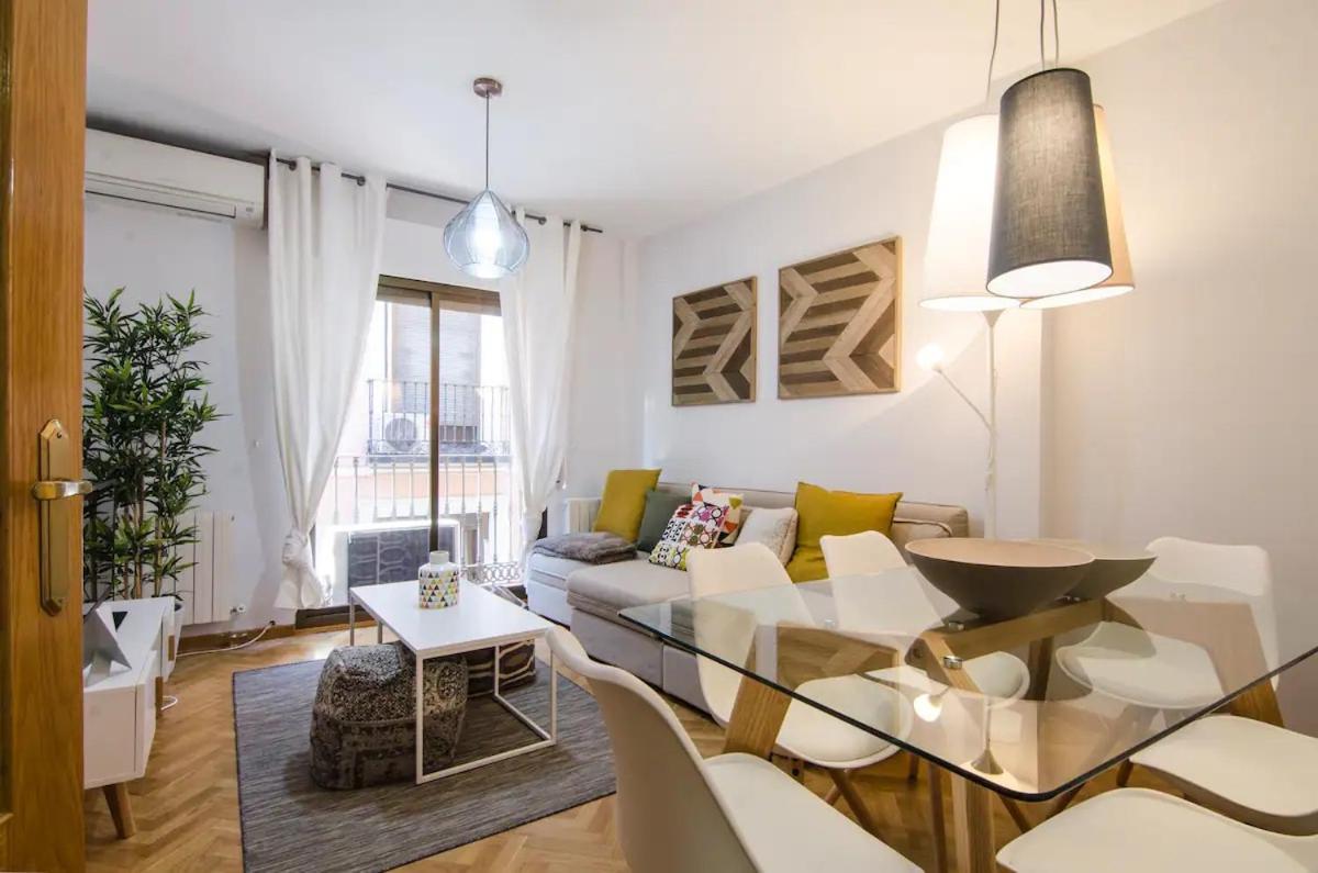 Bright & Spacious- City Center- 2Rooms-2Bathrooms Мадрид Екстериор снимка