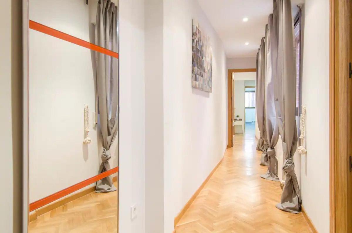 Bright & Spacious- City Center- 2Rooms-2Bathrooms Мадрид Екстериор снимка
