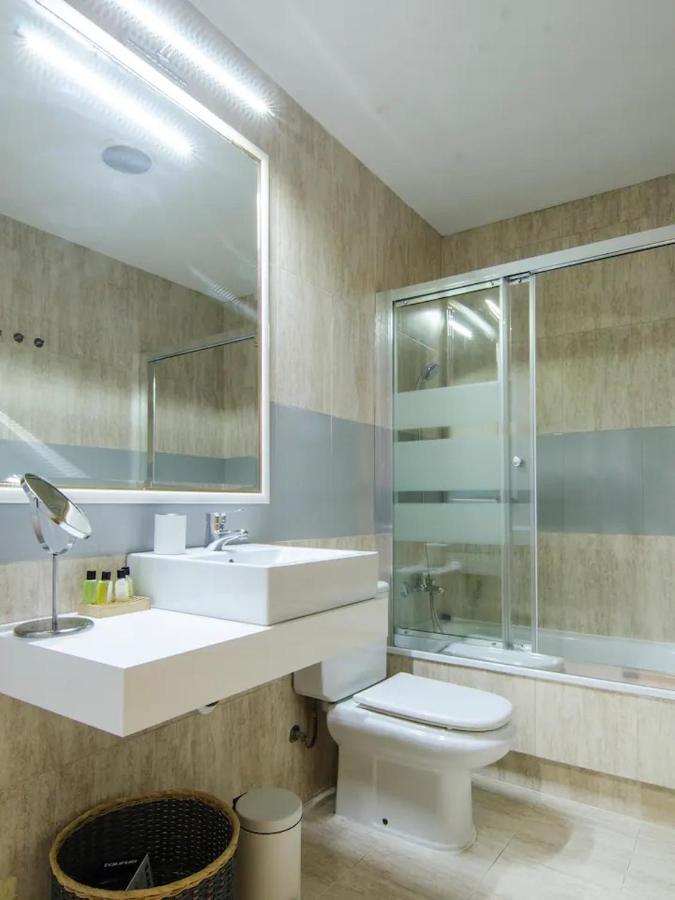 Bright & Spacious- City Center- 2Rooms-2Bathrooms Мадрид Екстериор снимка